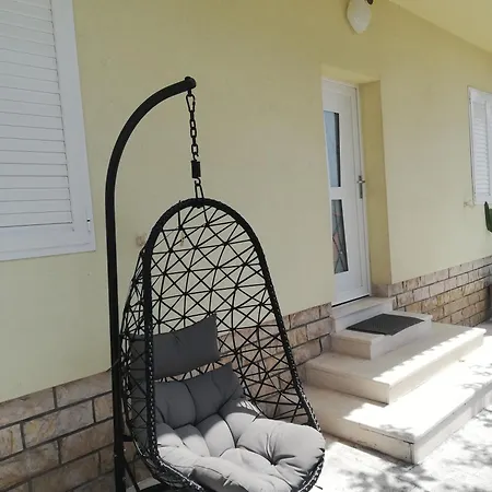 アパート D&m1 マカルスカ