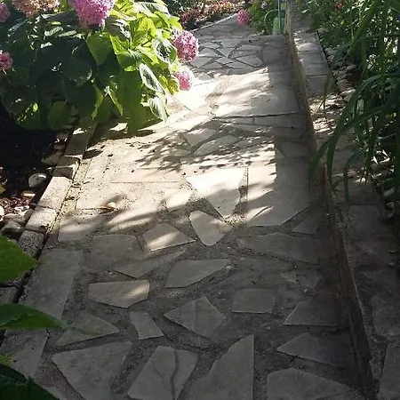 D&m1 דירה מאקרסקה